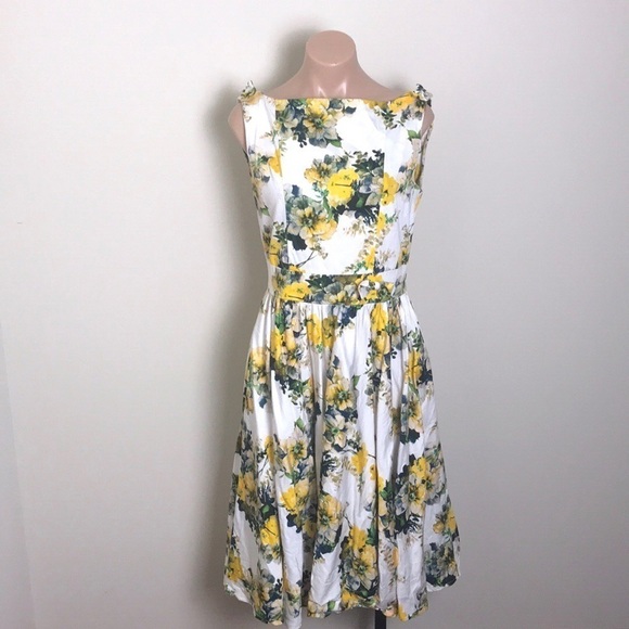 Iconic by Unique Vintage April Swing Floral Dress - Picture 2 of 9